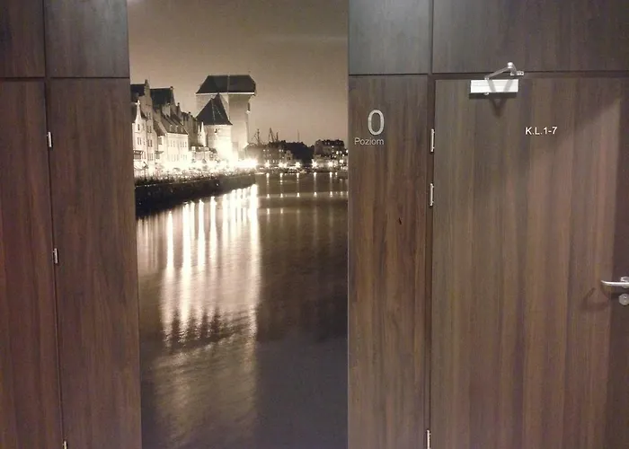 Chmielna Park Apartamento