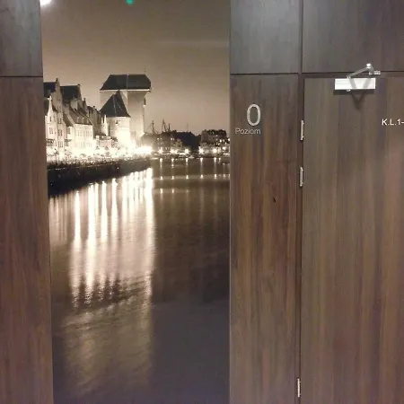 Chmielna Park Apartment