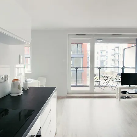 Chmielna Park Apartment