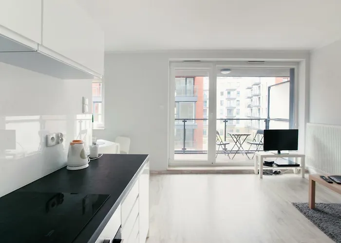 Chmielna Park Apartment