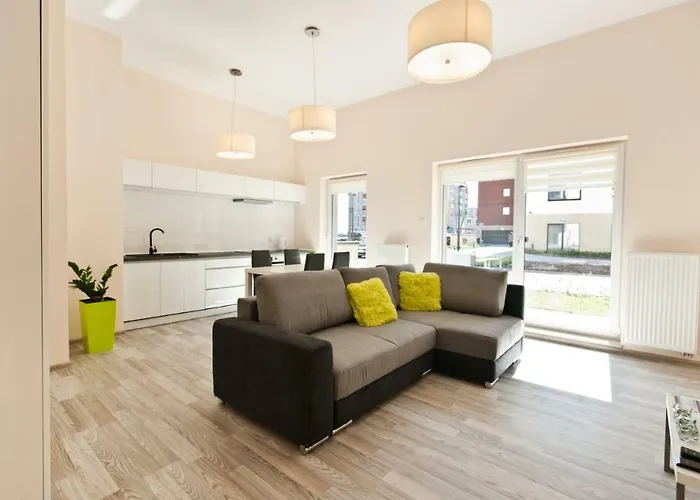 Chmielna Park Apartment